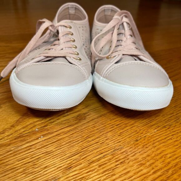 Restricted | Blush Pink Eyelet Sneakers | Size 9 - Picture 3 of 11
